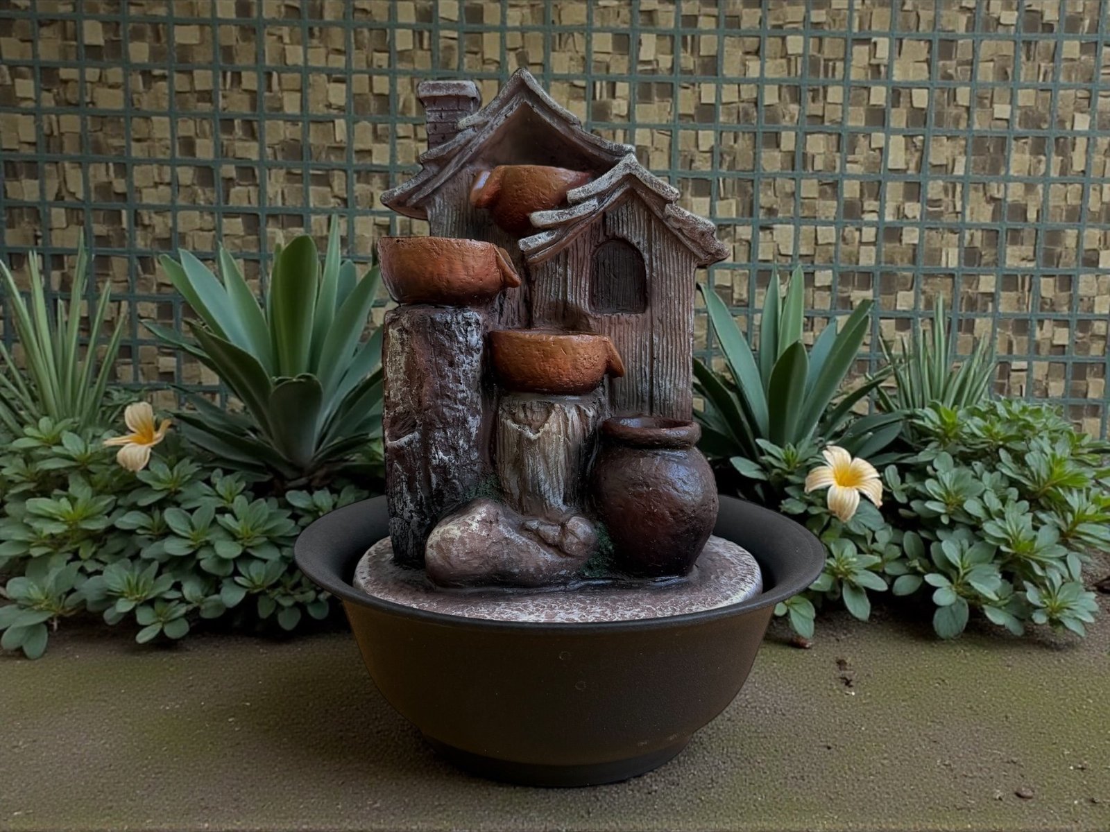 792C - Fuente de agua casa vasija con led 27cm
